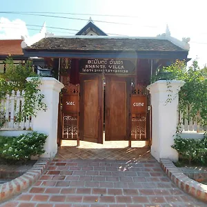 ananta-villa.hotelsluangprabang.com/