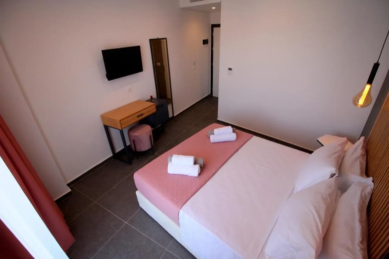 Blue Eye Hotel Ksamil 4*,  Albania